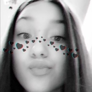 Meet your Posher, Ella